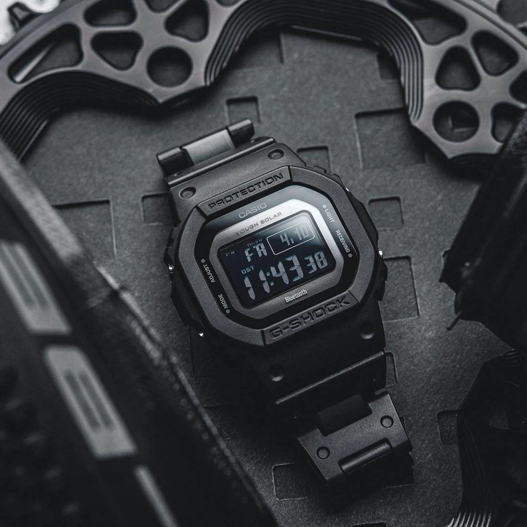 Часы  Casio  G-Shock Casio GW-B5600BC-1B (фото 10)