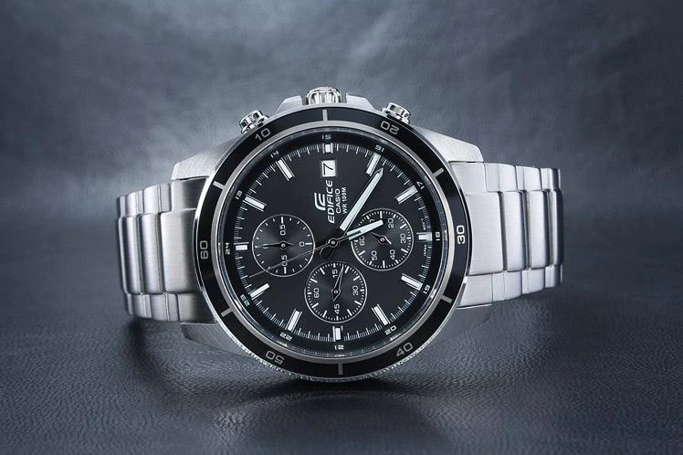 Часы  Casio  Edifice Casio EFR-526D-1A (фото 8)