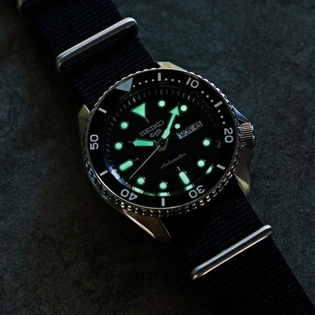 Часы  Seiko  Seiko 5 Sports Seiko SRPD55K3 (фото 6)