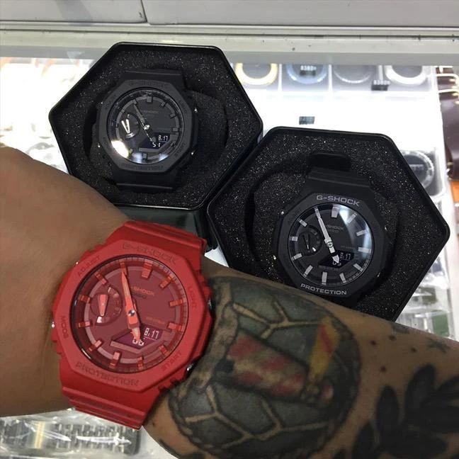 Часы  Casio  G-Shock Casio GA-2100-4A (фото 15)