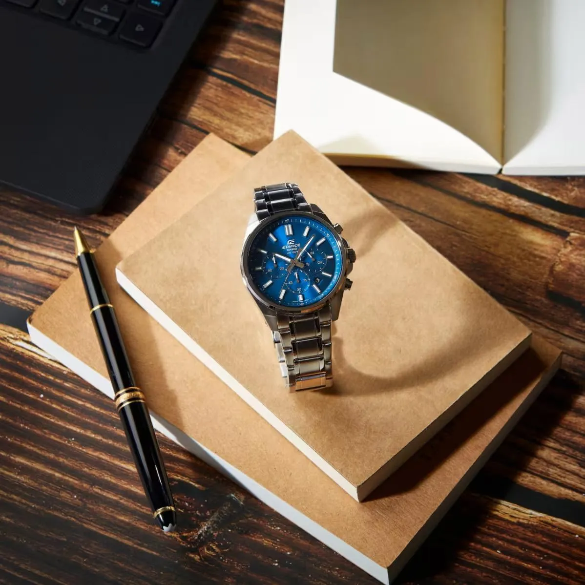 Наручные часы  Casio  Edifice Casio EFV-650D-2A (фото 3)