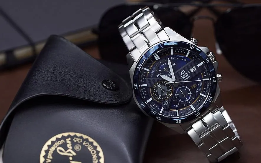 Часы  Casio  Edifice Casio EFR-556DB-2A (фото 4)