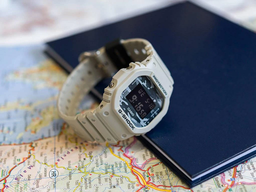 Наручные часы  Casio  G-Shock Casio DW-5600CA-8E (фото 6)