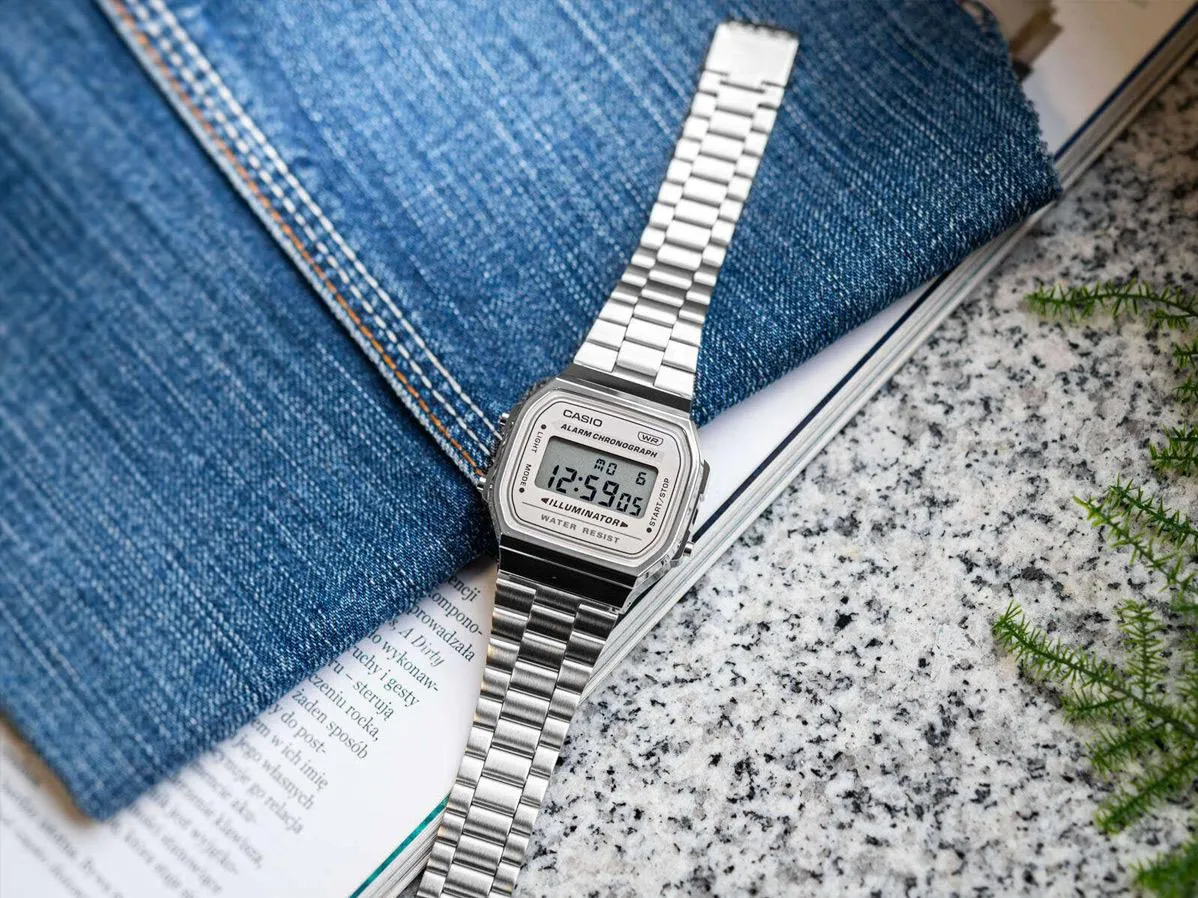 Часы  Casio  Vintage Casio A-168WA-8A (фото 5)