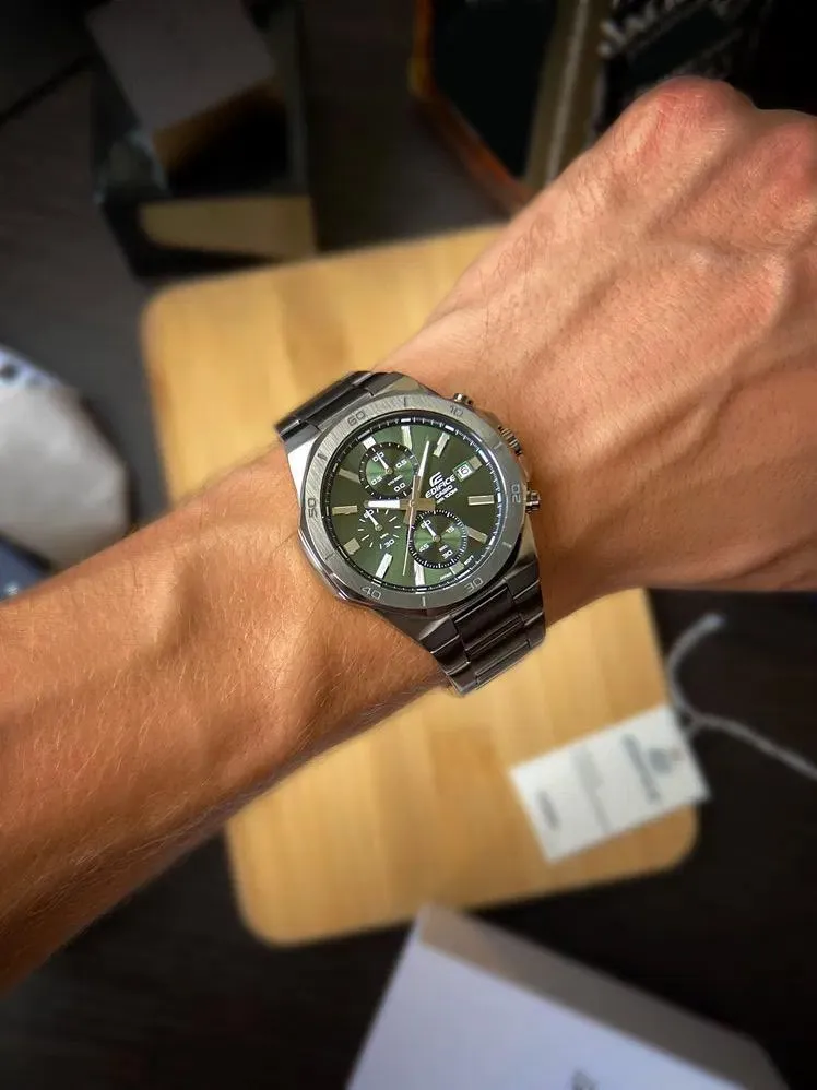 Часы  Casio  Edifice Casio EFV-640DC-3A (фото 2)
