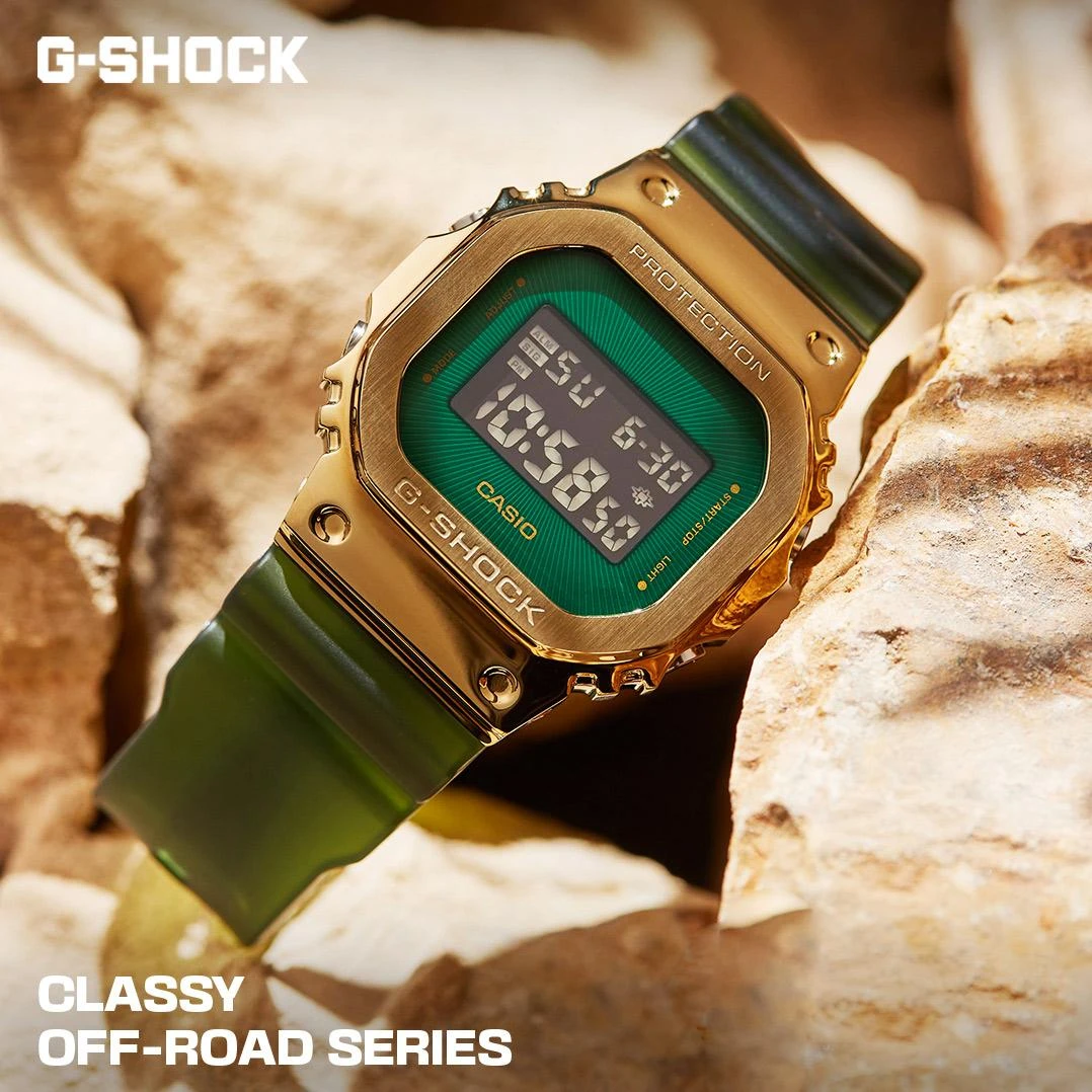 Наручные часы  Casio  G-Shock Casio GM-5600CL-3E (фото 3)