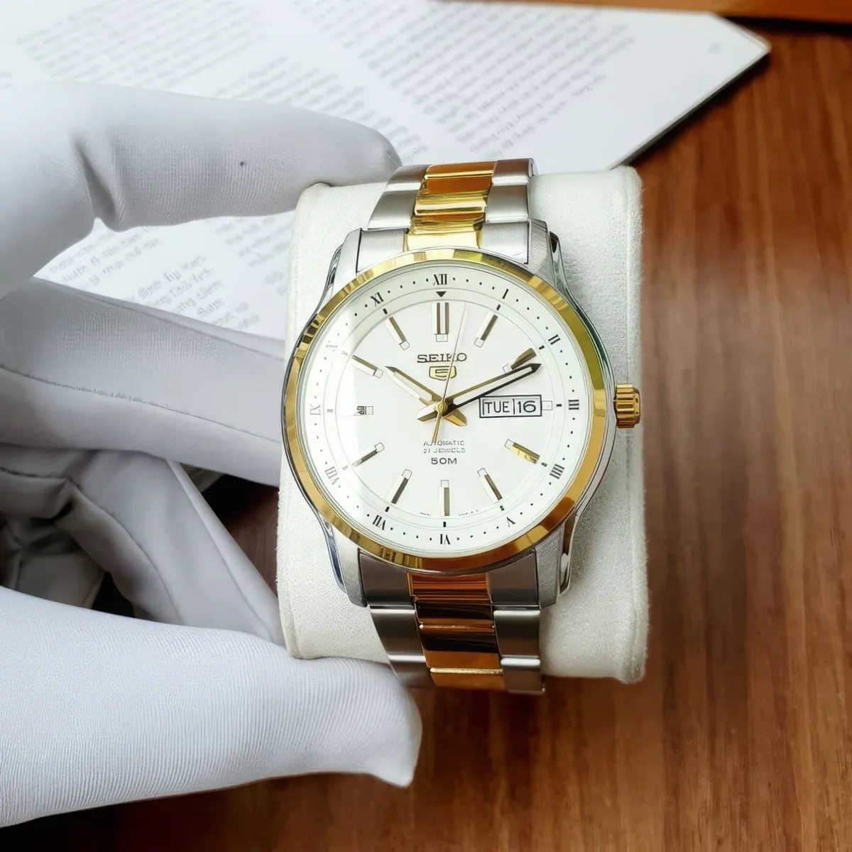 Наручные часы  Seiko  Seiko 5 Seiko SNKP14K1 (фото 4)