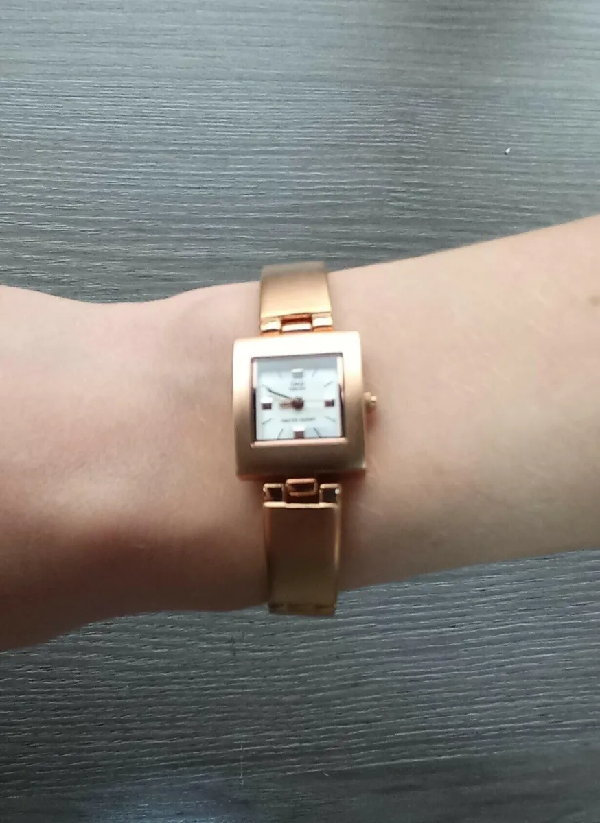 Наручные часы  Q&Q  Attractive Women Q&Q K225J800Y (фото 2)