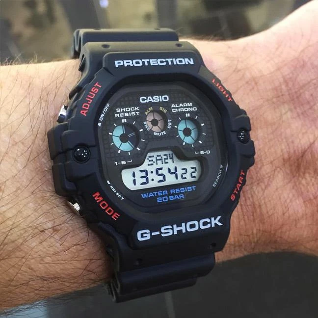 Наручные часы  Casio  G-Shock Casio DW-5900-1E (фото 15)