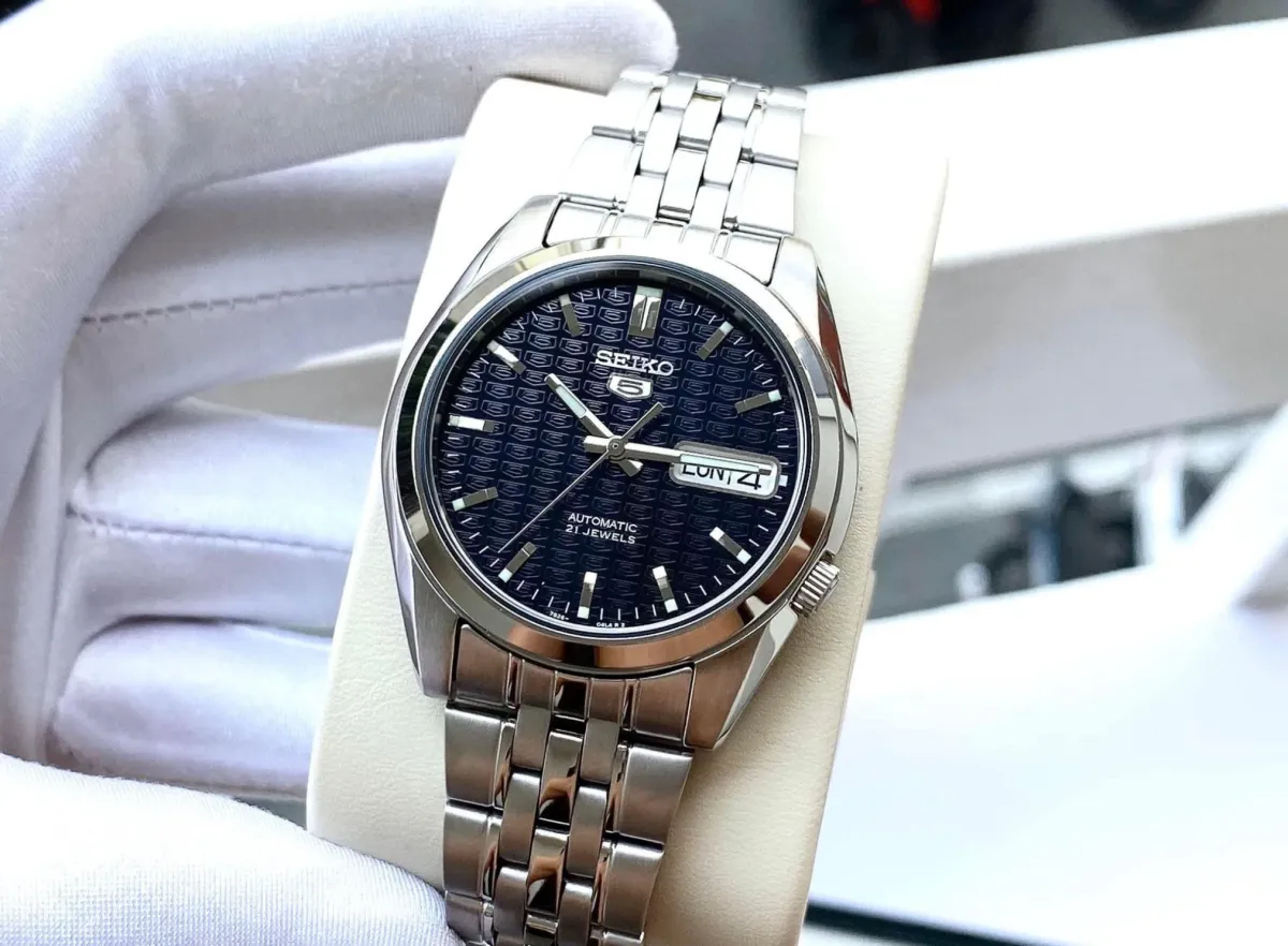 Часы  Seiko  Seiko 5 Seiko SNK357K1 (фото 3)