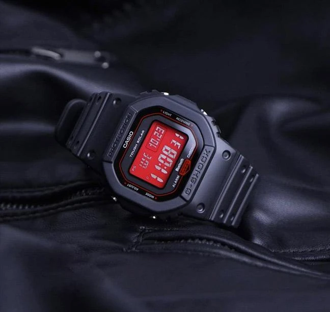 Наручные часы  Casio  G-Shock Casio GW-B5600AR-1E (фото 13)