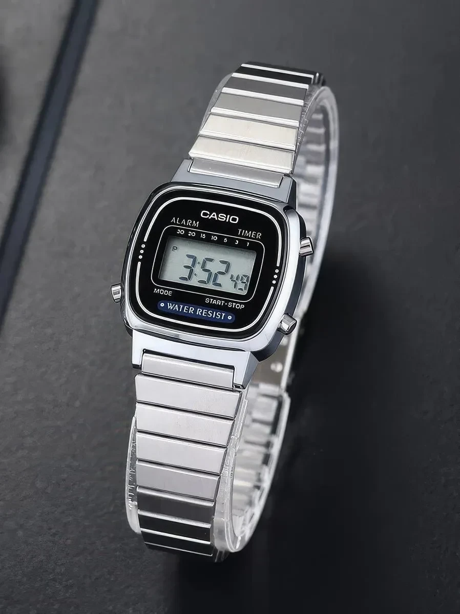 Часы  Casio  Vintage Casio LA-670WD-1E (фото 4)
