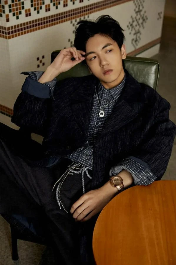 Наручные часы  Casio  Baby-G Casio AWM-500GD-4A (фото 6)