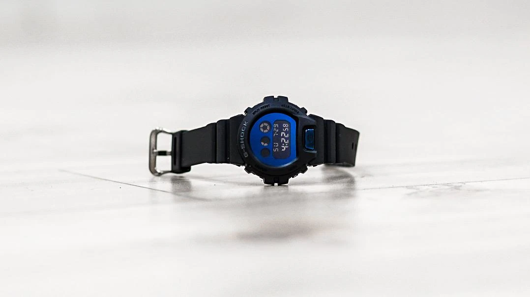 Наручные часы  Casio  G-Shock Casio DW-6900MMA-2E (фото 2)