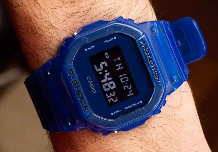 Наручные часы  Casio  G-Shock Casio DW-5600SB-2E (фото 2)