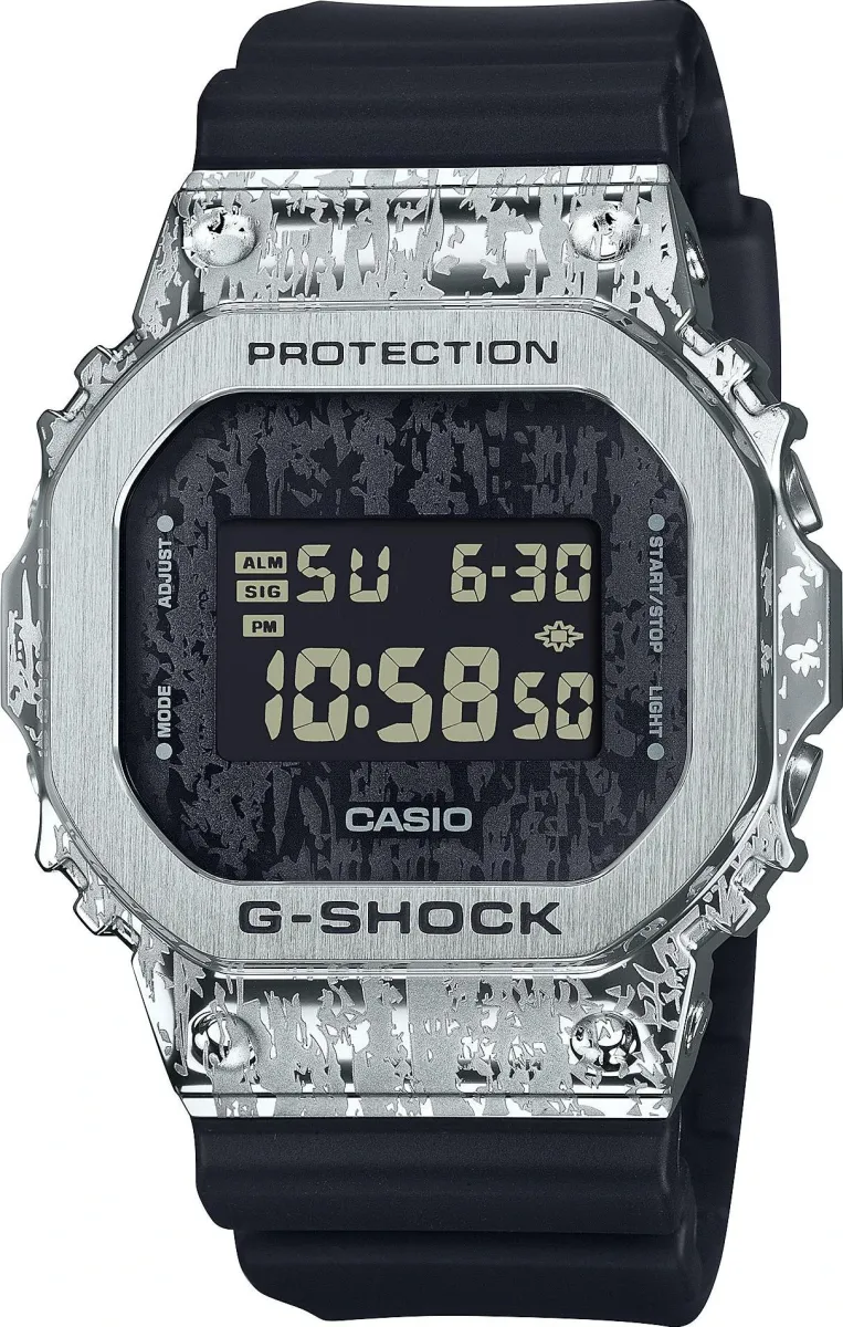 Наручные часы  Casio  G-Shock Casio GM-5600GC-1E (фото 1)