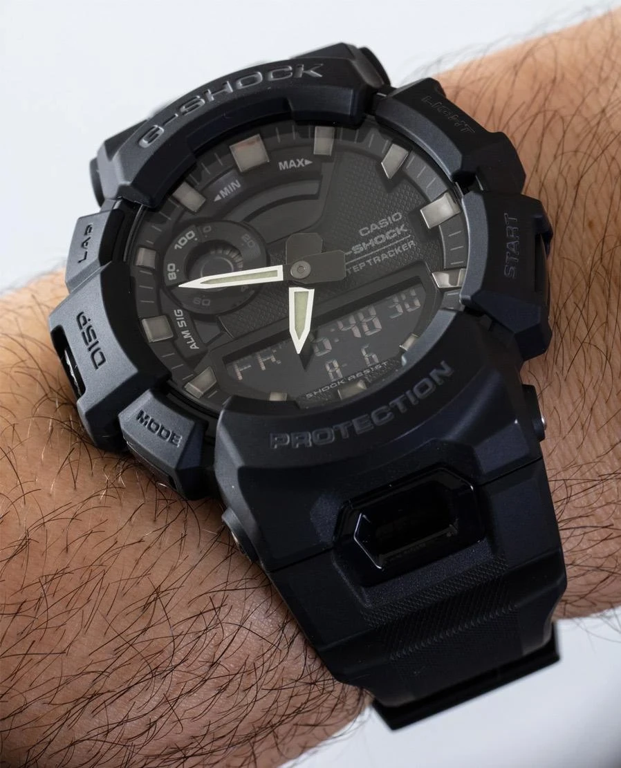 Часы  Casio  G-Shock Casio GBA-900-1A (фото 7)
