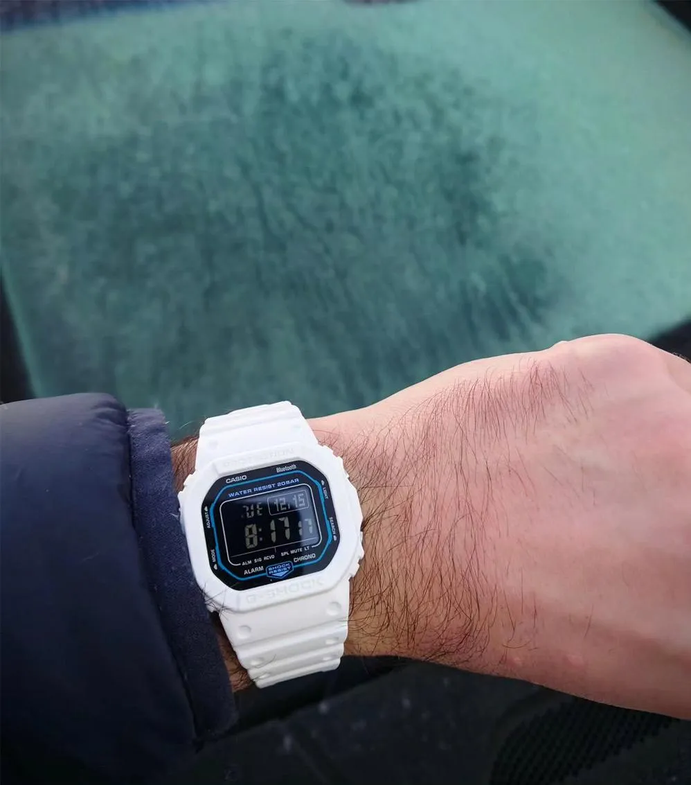 Наручные часы  Casio  G-Shock Casio DW-B5600SF-7E (фото 2)