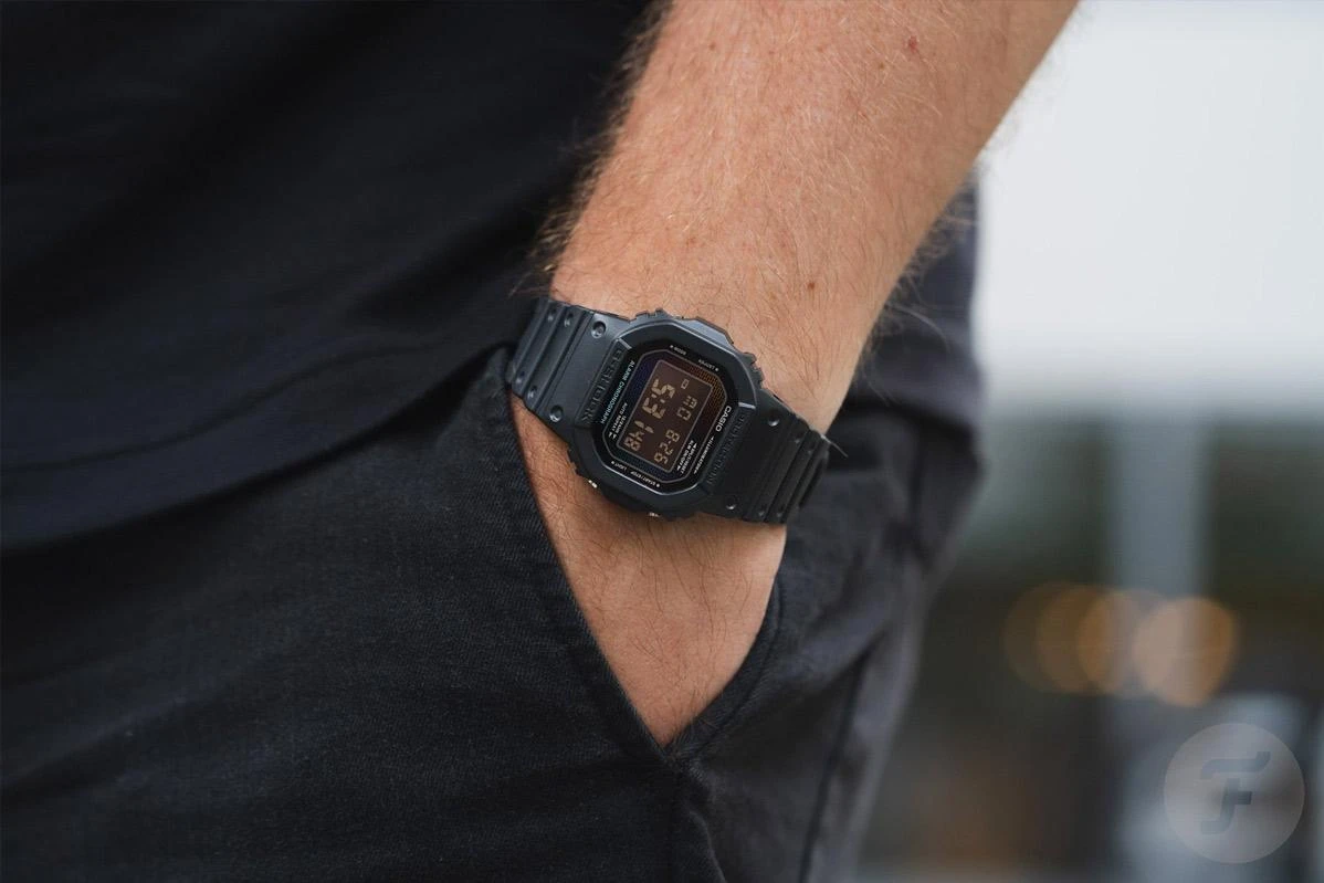 Часы  Casio  G-Shock Casio DW-5600RW-1E (фото 7)