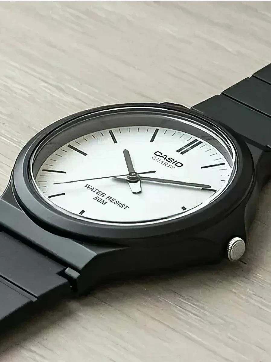 Часы  Casio  Collection Casio MW-240-7E (фото 4)