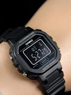 Наручные часы  Casio  Collection Casio LA-20WH-1B (фото 6)