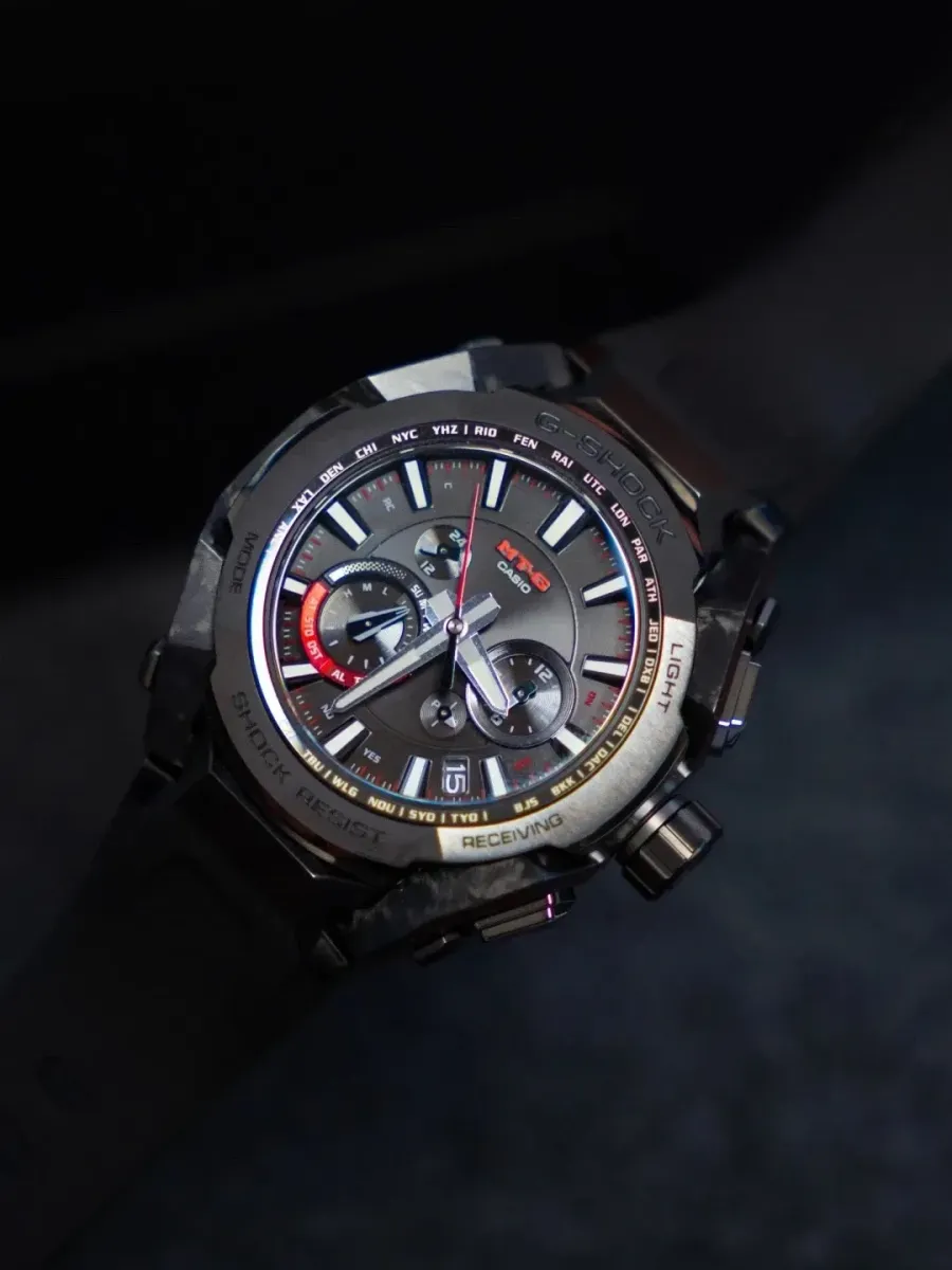 Наручные часы  Casio  G-Shock Casio MTG-B4000B-1A (фото 8)