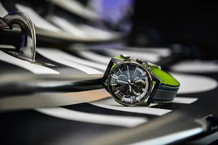 Наручные часы  Casio  Edifice Casio EQB-1200AT-1A (фото 6)