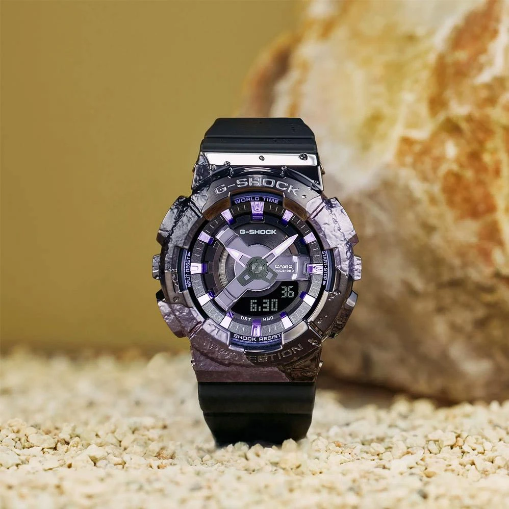 Часы  Casio  G-Shock Casio GM-S114GEM-1A2 (фото 2)