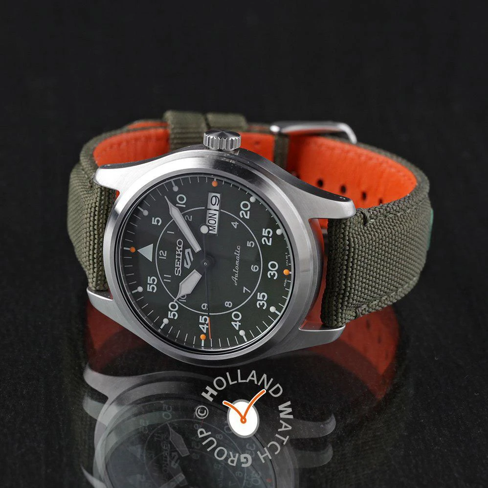 Наручные часы  Seiko  Seiko 5 Sports Seiko SRPH29K1 (фото 5)