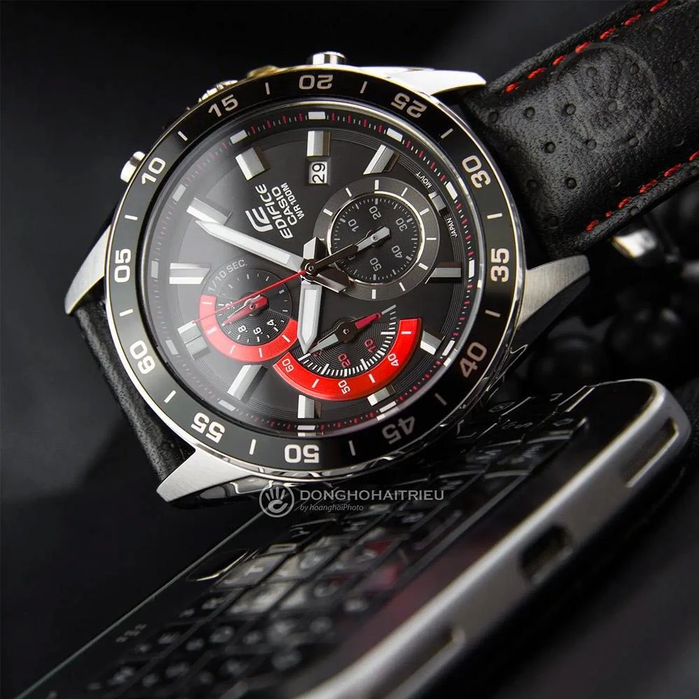 Наручные часы  Casio  Edifice Casio EFV-550L-1A (фото 4)