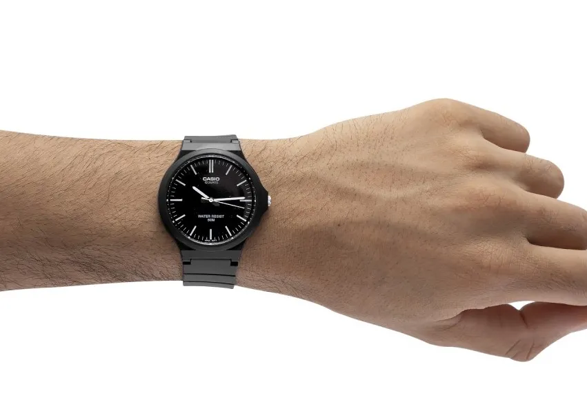 Наручные часы  Casio  Collection Casio MW-240-1E (фото 6)