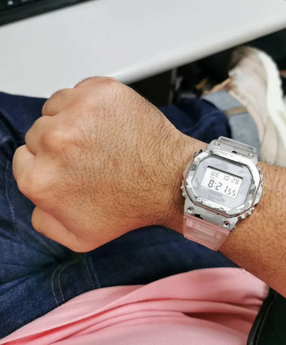 Наручные часы  Casio  G-Shock Casio GM-5600SCM-1E (фото 2)