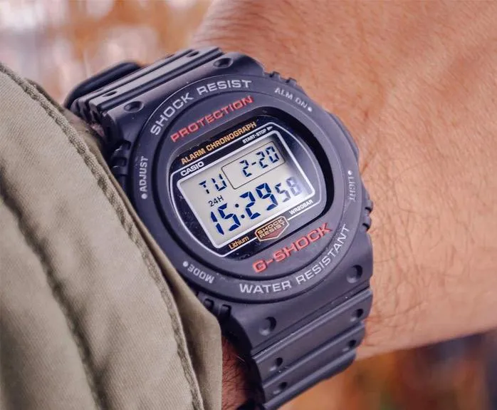 Наручные часы  Casio  G-Shock Casio DW-5750E-1E (фото 5)