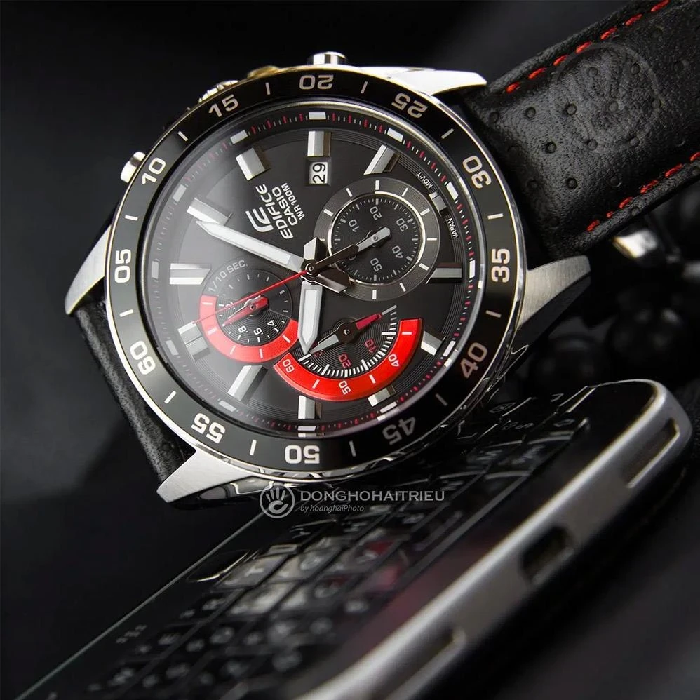 Наручные часы  Casio  Edifice Casio EFV-550L-1A (фото 4)