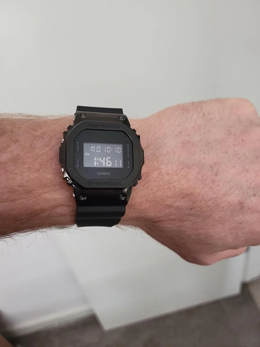 Наручные часы  Casio  G-Shock Casio GM-5600UB-1E (фото 5)