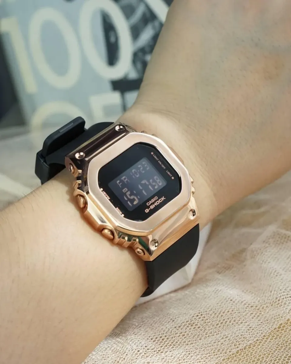 Часы  Casio  G-Shock Casio GM-S5600PG-1E (фото 2)