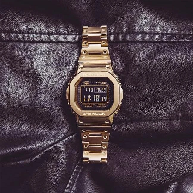 Часы  Casio  G-Shock Casio GMW-B5000GD-9E (фото 6)