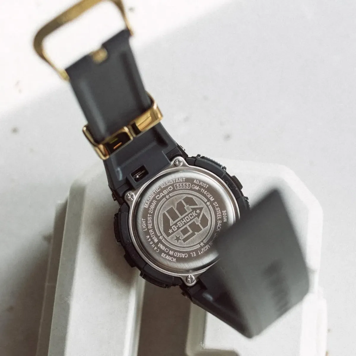 Часы  Casio  G-Shock Casio GM-114GEM-1A9 (фото 8)