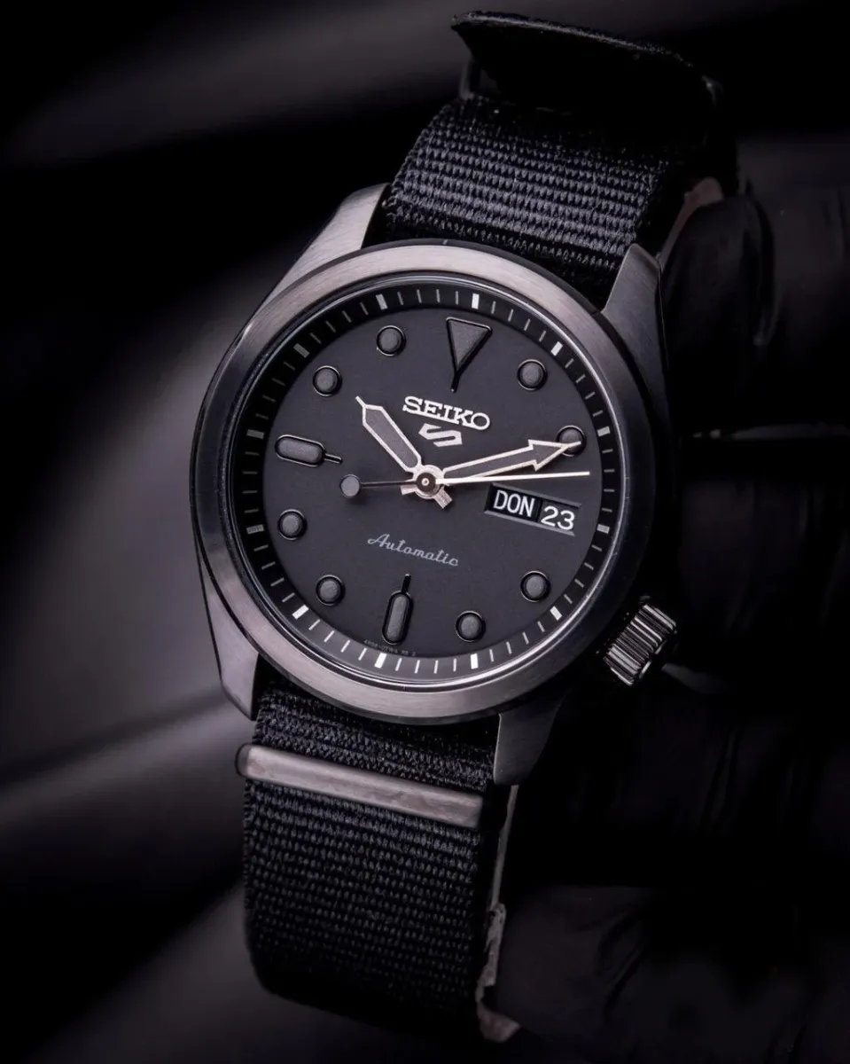 Наручные часы  Seiko  Seiko 5 Seiko SRPE69K1 (фото 3)