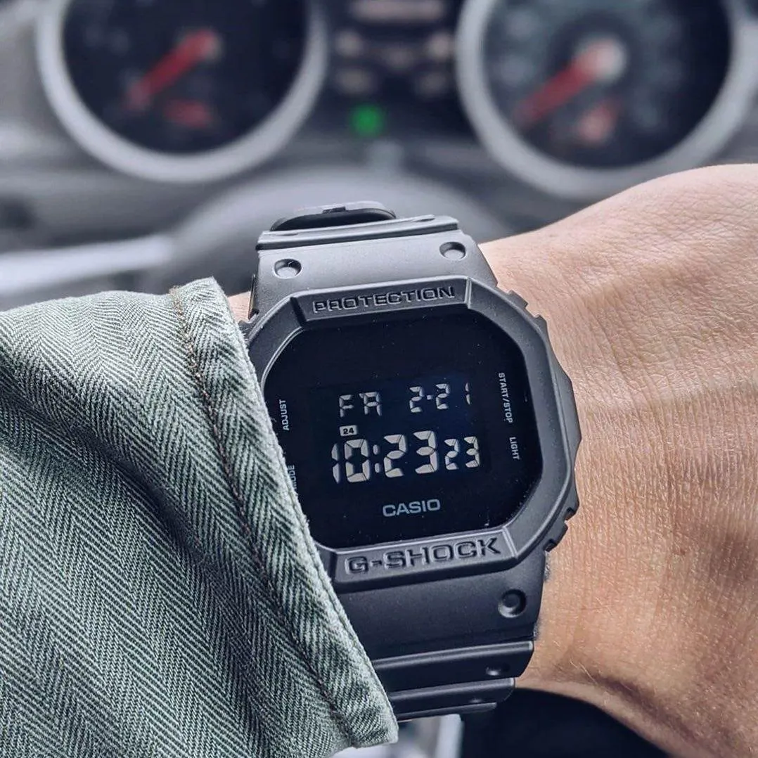 Наручные часы  Casio  G-Shock Casio DW-5600BB-1E (фото 3)