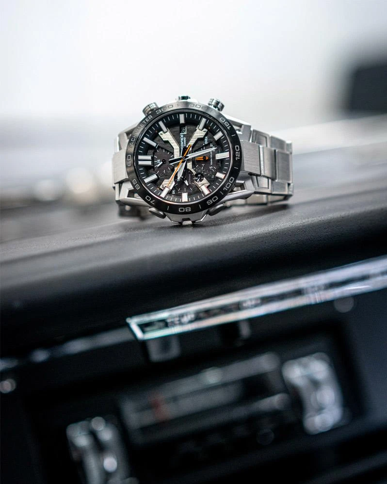 Наручные часы  Casio  Edifice Casio EQB-2000DB-1A (фото 9)