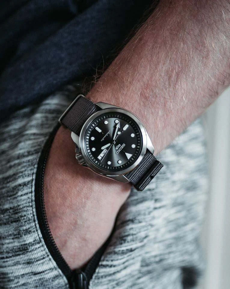 Наручные часы  Seiko  Seiko 5 Sports Seiko SRPE61K1 (фото 4)