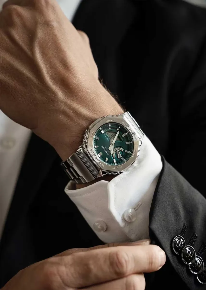 Наручные часы  Casio  G-Shock Casio GM-2110D-3A1 (фото 2)