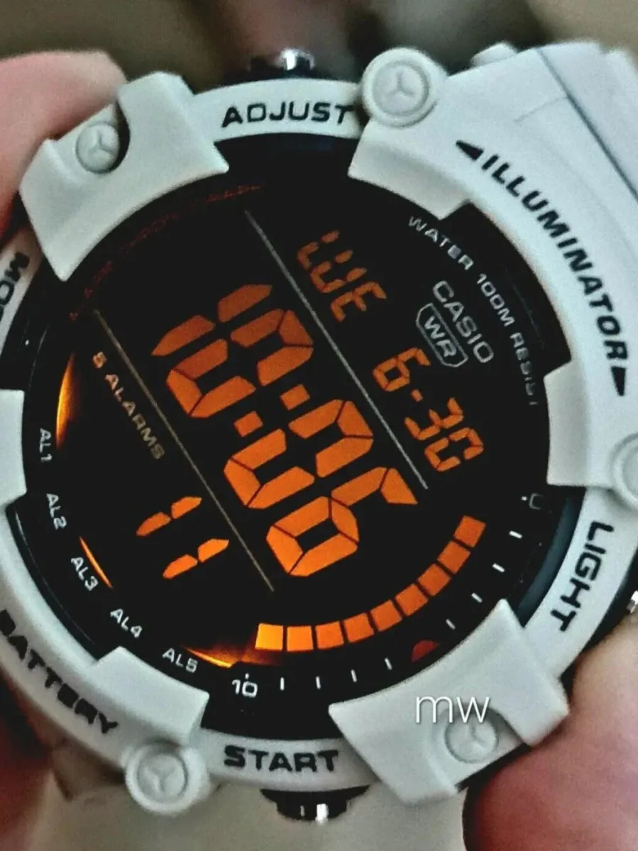 Наручные часы  Casio  Collection Casio AE-1500WH-8B2 (фото 4)