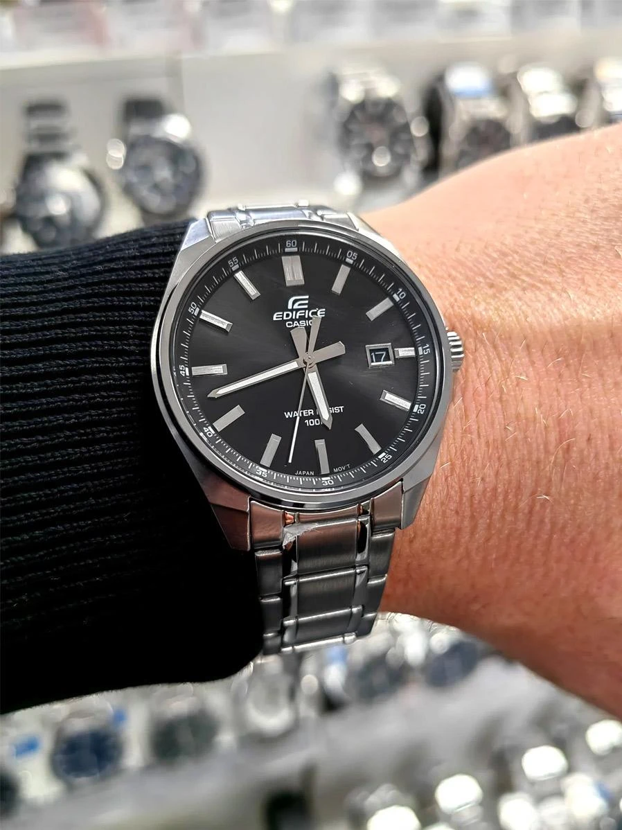 Наручные часы  Casio  Edifice Casio EFV-150D-1A (фото 4)