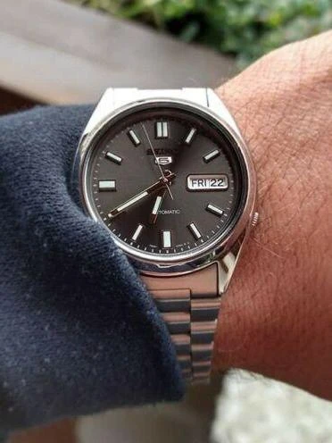 Наручные часы  Seiko  Seiko 5 Seiko SNXS79K1 (фото 3)