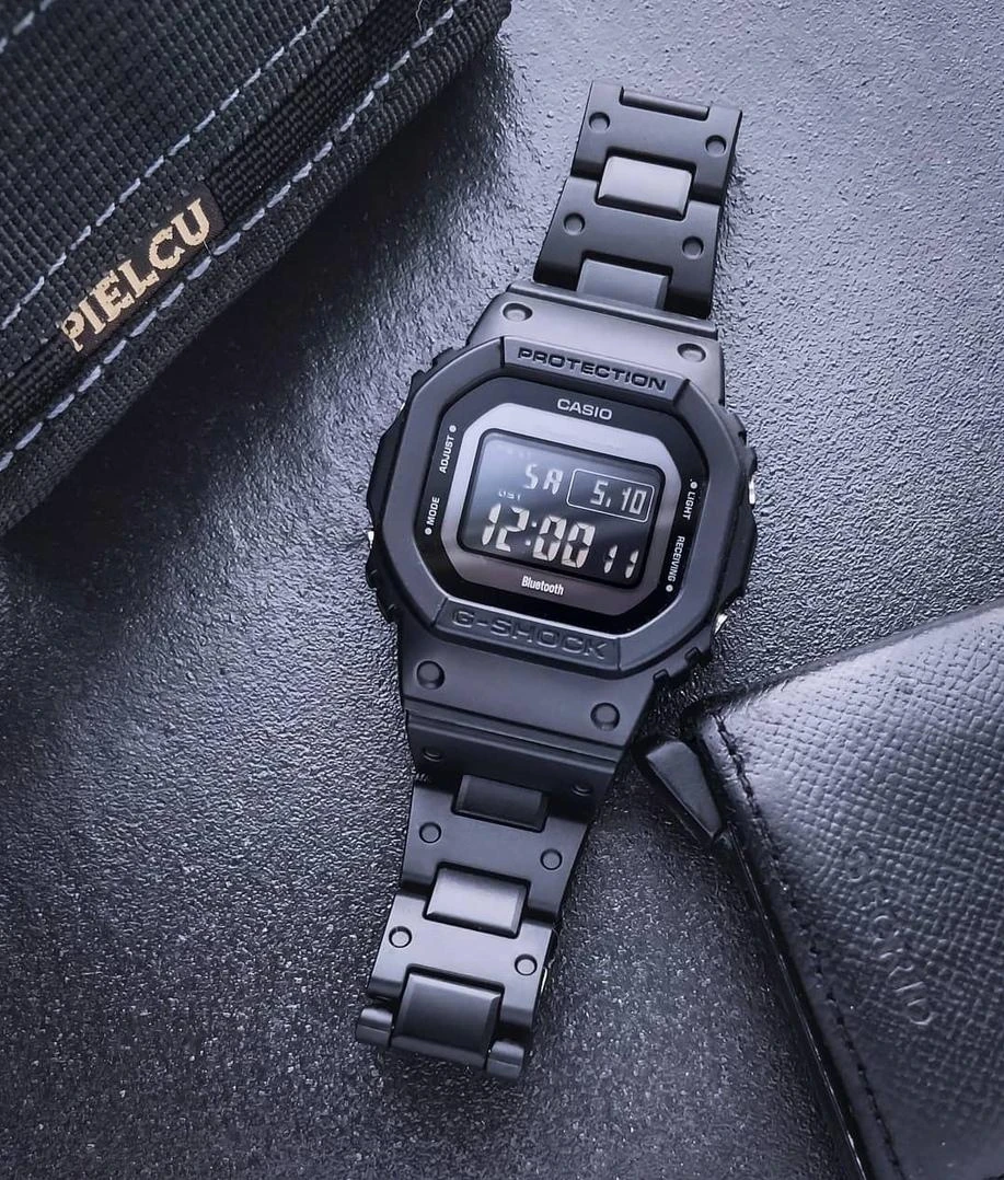 Часы  Casio  G-Shock Casio GW-B5600BC-1B (фото 3)