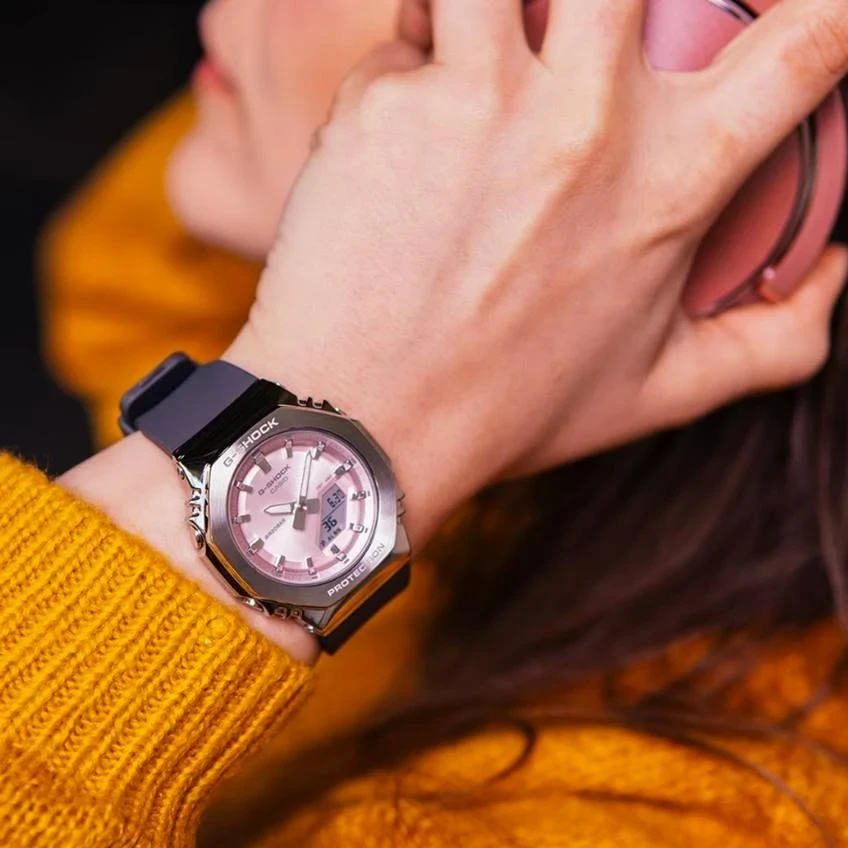 Наручные часы  Casio  G-Shock Casio GM-S2110-4A (фото 2)