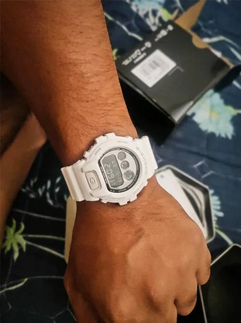 Наручные часы  Casio  G-Shock Casio DW-6900NB-7E (фото 4)