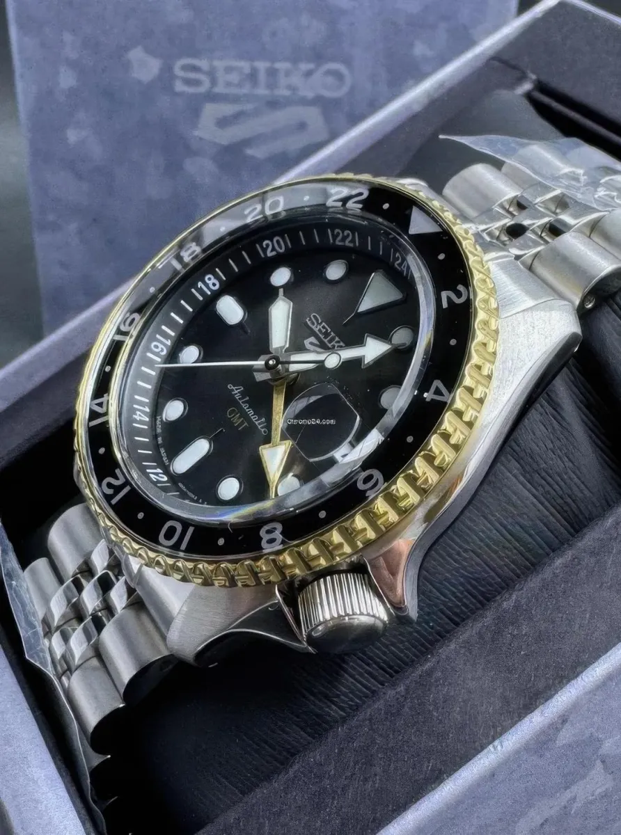 Наручные часы  Seiko  Seiko 5 Sports Seiko SSK021K1 (фото 2)